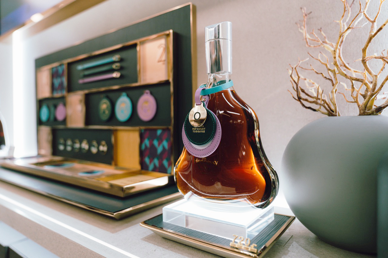 HY ART OF GIFTING